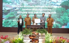 Pemerintah Kota Batu menegaskan komitmennya dalam menuntaskan persoalan sampah melalui Kolaborasi bersama COOSAE