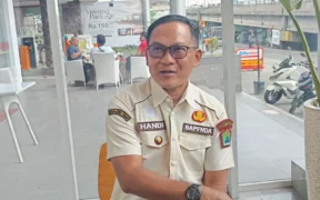 Realisasi pendapatan pajak daerah Kota Malang tahun 2025 berhasil melampaui target yang telah ditetapkan, mencapai 100,2 persen