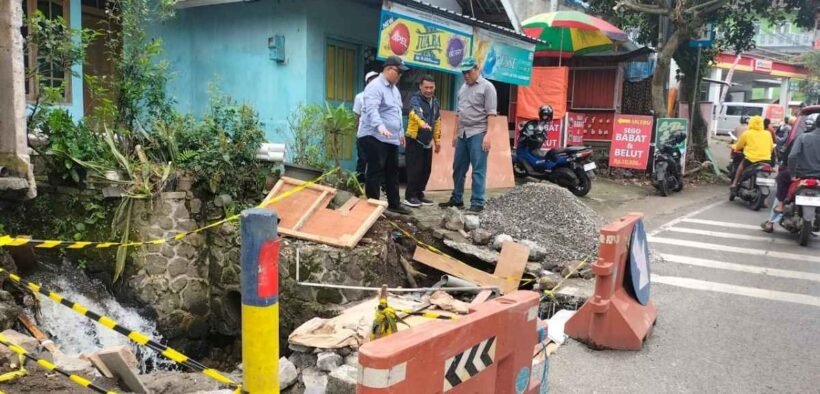 penanganan kerusakan jalan batu