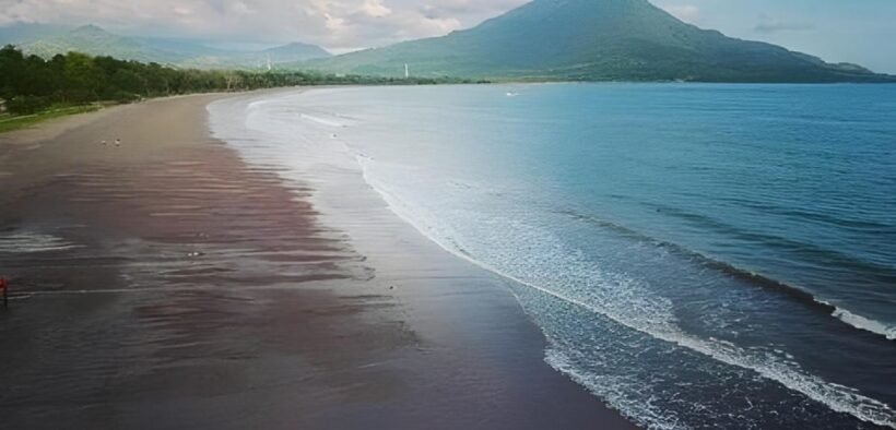 wisata Pantai Cepi Watu