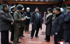 Kim Jong Un pamer kapal