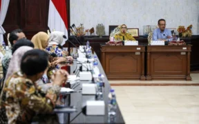 Pemerintah Kota (Pemkot) Surabaya bersama Bunda PAUD Kota Surabaya gelar Rapat Koordinasi (Rakor) Bahas anggaran PAUD 2026