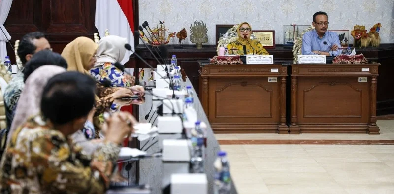 Pemerintah Kota (Pemkot) Surabaya bersama Bunda PAUD Kota Surabaya gelar Rapat Koordinasi (Rakor) Bahas anggaran PAUD 2026