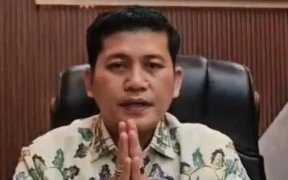 Permintaan Maaf Bupati Aceh Selatan Usai Umrah saat Banjir Melanda