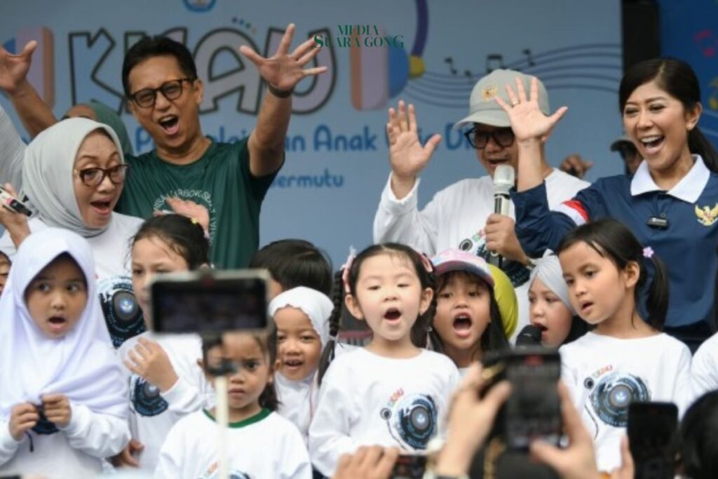 Pemerintah Batasi Akses Medsos untuk Remaja Usia 13–16 Tahun