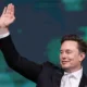 Elon Musk mengumumkan bahwa layanan internet satelit Starlink akan digratiskan bagi pelanggan di Indonesia yang terdampak bencana.