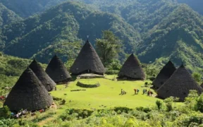 Rumah Adat Todo, Bangunan tradisional yang menyimpan jejak sejarah kerajaan, pusat budaya, dan cermin kebijaksanaan leluhur