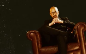 Komika sekaligus kreator konten Pandji Pragiwaksono resmi dilaporkan ke Polda Metro Jaya Akibat materi di Mens Rea