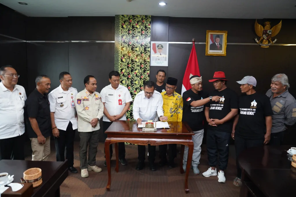 Pemkot Batu Fasilitasi Kesepakatan Pengelolaan Sumber Air Desa Giripurno