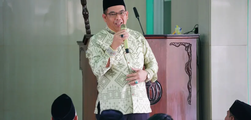 Awali tahun 2026, Wali Kota Probolinggo dr. Aminuddin kembali turun langsung ke masyarakat lewat agenda Safari Salat Jumat.