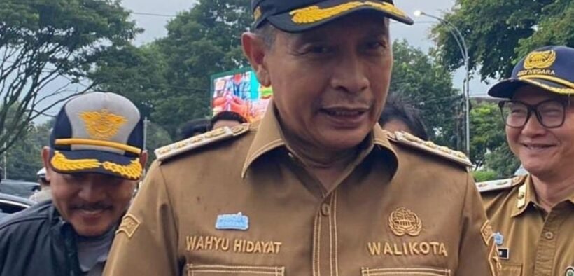 Wali Kota Malang, Wahyu Hidayat, menegaskan bahwa solusi banjir harus dikeroyok bareng-bareng, termasuk kampus