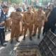 Wakil Gubernur (Wagub) Jawa Timur Emil Elestianto Dardak tinjau pengerjaan saluran drainase di Jalan Soekarno Hatta (Suhat), Kota Malang