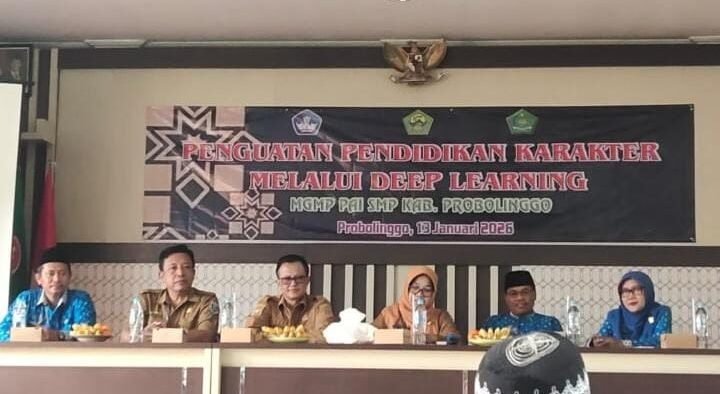 Perkuat Pendidikan Karakter Siswa SMP Probolinggo lewat Deep Learning
