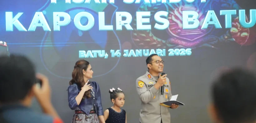 Kepolisian Resor (Polres) Batu resmi melaksanakan serah terima jabatan Kapolres dari AKBP Andi Yudha Pranata kepada AKBP Aris Purwanto