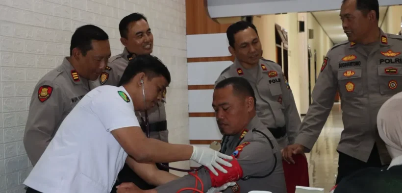 Kapolres Batu AKBP Aris Purwanto menekankan pelayanan masyarakat dengan sepenuh hati, dalam peringatan Hari Kesadaran Nasional