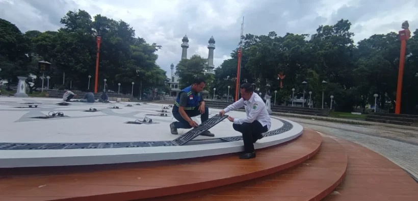 Wajah Baru untuk Malang, Revitalisasi Alun-alun Merdeka Kota Malang telah rampung 100 persen dan siap dibuka pada akhir Januari 2026