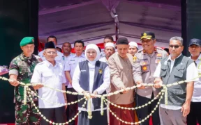 Gubernur Jawa Timur Khofifah Indar Parawansa meninjau sekaligus meresmikan Program PERMATA JATIM di Kabupaten Pasuruan, Rabu (21/1/2026).