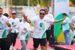 Ratusan Pelari Ramaikan Festival Tring Fun Run Pegadaian di Kota Probolinggo