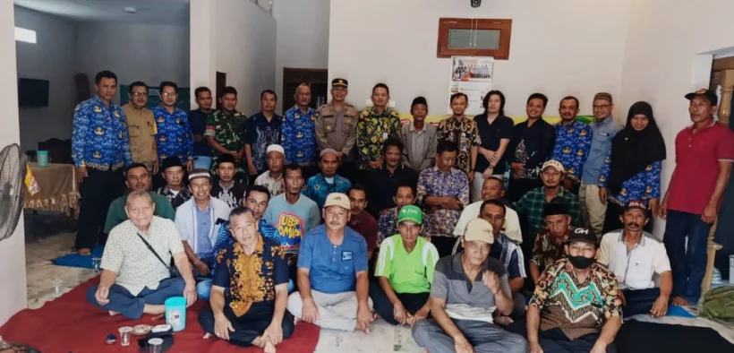 Paguyuban Poktan se-Kecamatan Besuk mengaktifkan pertemuan rutin untuk memperkuat koordinasi petani hingga serapan gabah Bulog.