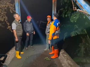 Jembatan Darurat Banjarsari Probolinggo Kembali Putus