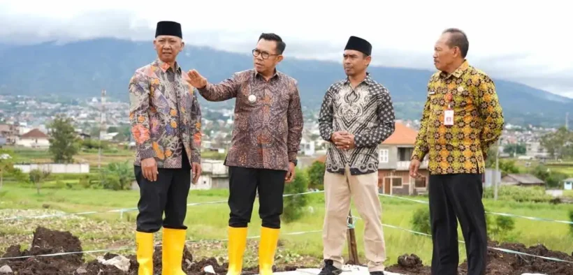 revitalisasi lapangan desa Batu