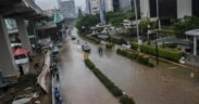 banjir Jakarta genangan TransJakarta siaga