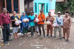 Bantuan Banjir Situbondo FDS Disalurkan ke Warga Terdampak
