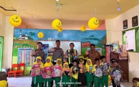 Police Goes to School