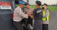Gak jadi nyalip Rossi, Keburu ketangkep Polisi, Aksi balap liar di gondang legi kabupaten malang akhirnya dibubarkan polisi