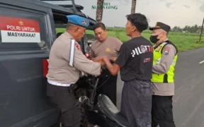 Gak jadi nyalip Rossi, Keburu ketangkep Polisi, Aksi balap liar di gondang legi kabupaten malang akhirnya dibubarkan polisi