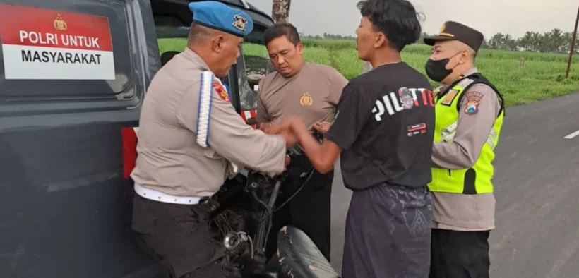Gak jadi nyalip Rossi, Keburu ketangkep Polisi, Aksi balap liar di gondang legi kabupaten malang akhirnya dibubarkan polisi