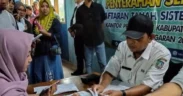 BPN Kabupaten Jombang kembali menyerahkan sertifikat tanah kepada masyarakat Desa Wonosalam, Kecamatan Wonosalam, Kabupaten Jombang.