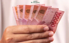 Nilai tukar rupiah kembali anjlok atau melemah pada awal perdagangan Jumat (30/1/2026), Dibuka di level Rp16.807 per dolar AS