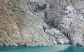 gelombang 200 meter Greenland