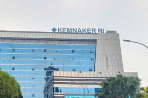 Menaker Akui Rata-rata UMP 2026 Masih Jauh di Bawah Standar