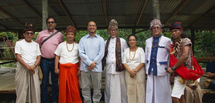 Komika Pandji Pragiwaksono akhirnya bernapas lega setelah menjalani sidang adat Toraja terkait materi stand-up bertajuk “Mesakke Bangsaku”