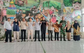 Polemik penutupan Jalan Usaha Tani di Kelurahan Songgokerto, Kota Batu berakhir damai. Yayasan Al-Izzah tidak terbukti melanggar hak petani