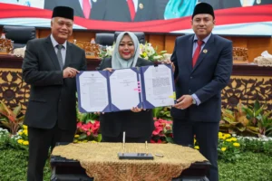 Pemkot Surabaya–DPRD Sepakati Perubahan Perda Pengelolaan Aset Daerah