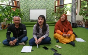 Manajemen PD Taman Satwa Kebun Binatang Surabaya (PDTS KBS) menegaskan bahwa seluruh kegiatan operasional khususnya perawatan Satwa
