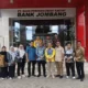 Pemerintah Kabupaten Jombang menerima kunjungan rombongan studi tiru dari PT BPR Bank Kotabaru di Gedung PT BPR Bank Jombang.
