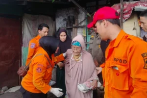 Pemkot Surabaya Sigap Tangani Lansia Tinggal di Gubuk Tambaksari Berukuran 1×2 Meter