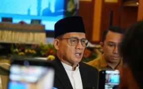 Wakil Menteri Agama memastikan tidak akan melakukan aksi penyisiran (sweeping) terhadap rumah makan yang buka di siang hari selama Ramadan