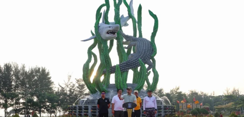 Surabaya Gaungkan Aksi Kurve Bersih Pantai dalam rangka memperingati Hari Peduli Sampah Nasional (HPSN) 2026