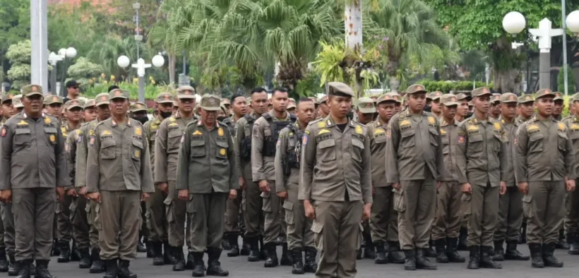 Pemerintah Kota Surabaya melalui Satpol PP meningkatkan pengawasan dan patroli selama Bulan Suci Ramadan 1447 Hijriah/2026.