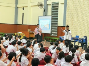 Pemkot Surabaya Turunkan Program DASH ke 1.213 Sekolah