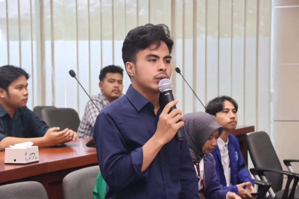 BEM Kabupaten Malang Desak Kesejahteraan Guru Honorer