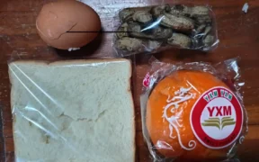 Program Makan Bergizi (MBG) di Kota Malang tetap berjalan selama bulan Ramadan dengan sejumlah penyesuaian dengan Menu Siap Santap