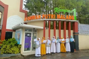 Prestasi Pelajar SMP Probolinggo Borong 8 Medali IPS Jatim