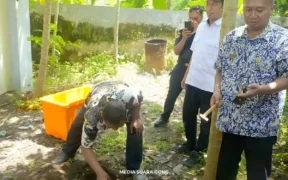 Disnakkan Situbondo musnahkan ikan