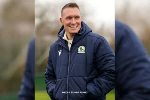 Transisi Karier Phil Jones Pelatih Pulang ke Blackburn